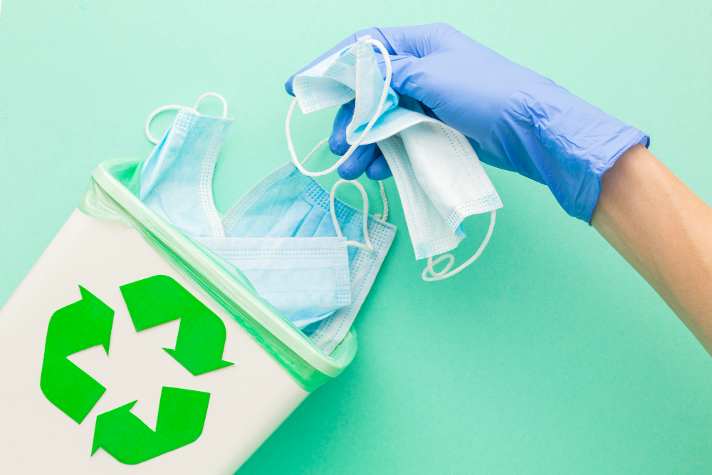 Aprenda o que é lixo infectante, como descartar corretamente e quais são as embalagens adequadas. Guia completo de segurança.